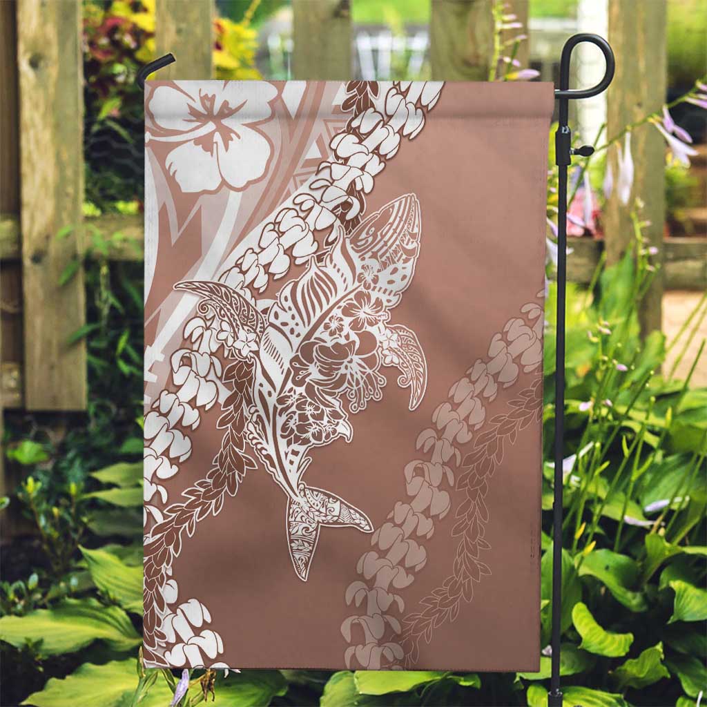 Hawaii Puakenikeni And Maile Lei Garden Flag Brown Polynesian Shark Tattoo DT05