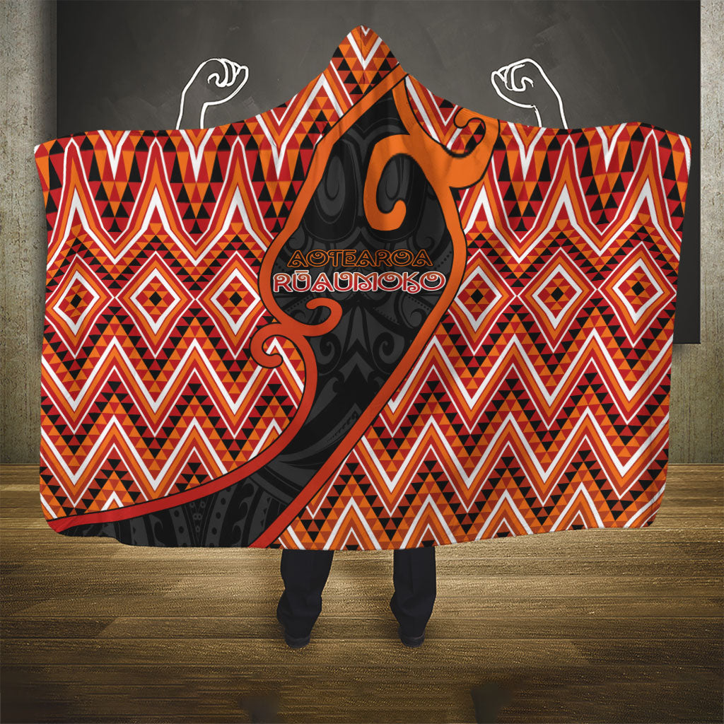 Aotearoa Atua Ruaumoko Hooded Blanket God Of Volcanoes Koru Patterns