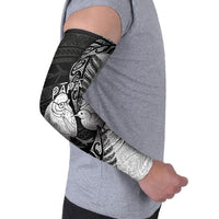 Personalised New Zealand Father's Day Arm Sleeves Papa Kiwi Bird Tribal Pattern