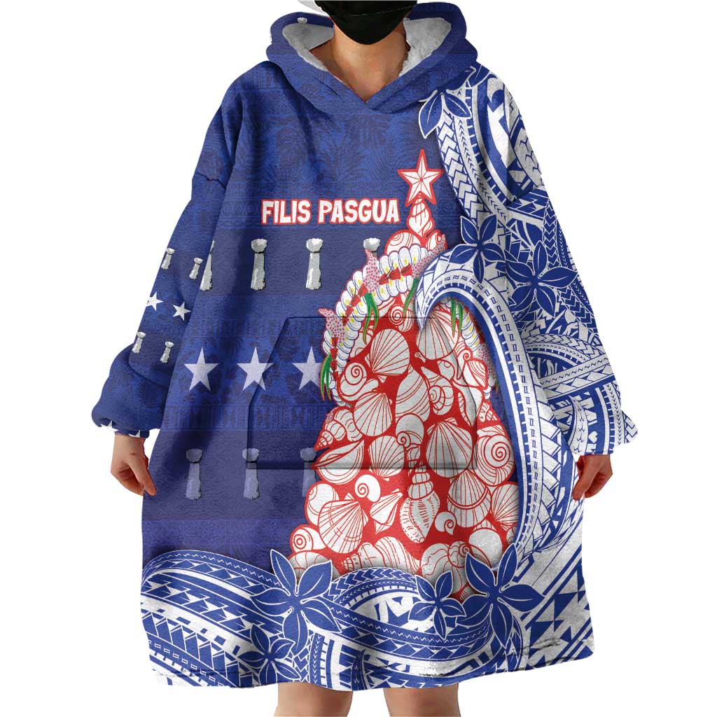 Northern Mariana Islands Christmas Wearable Blanket Hoodie Seashell Xmas Tree Tribal Waves - Polynesian Pride