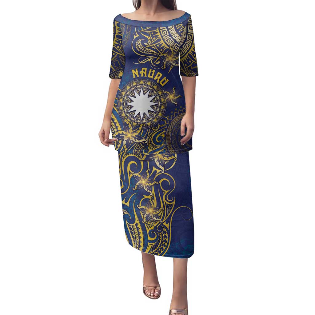 Personalised Nauru Family Matching Puletasi and Hawaiian Shirt Hibiscus Polynesian Tribal Pattern DT05 Mom's Dress Navy - Polynesian Pride