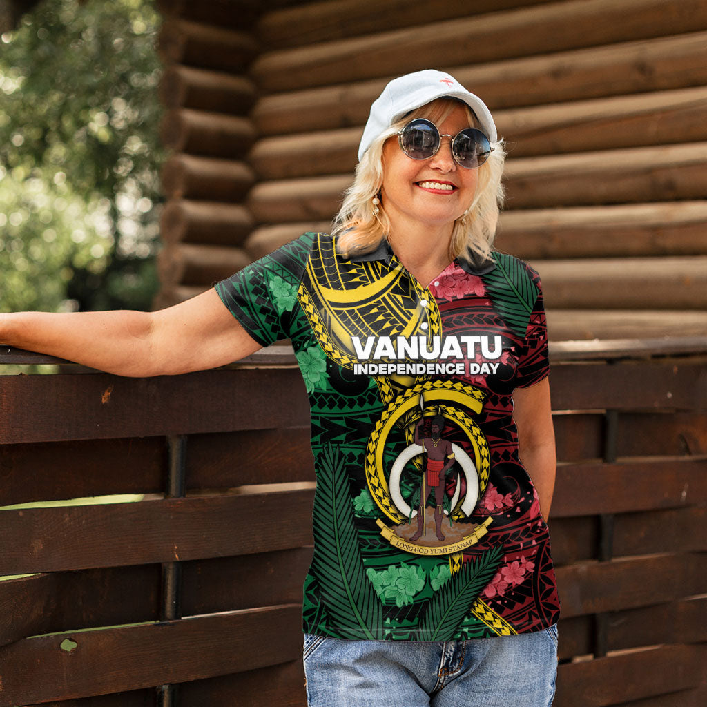 Personalised Vanuatu Independence Day Women Polo Shirt Boar Tusk Warrior Tribal Floral Patterns