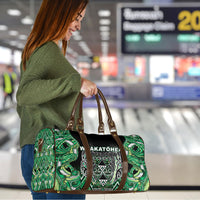 Aotearoa Whakatohea Travel Bag Maori Tribal Green Abalone Paua Shell Pattern DT05 - Polynesian Pride