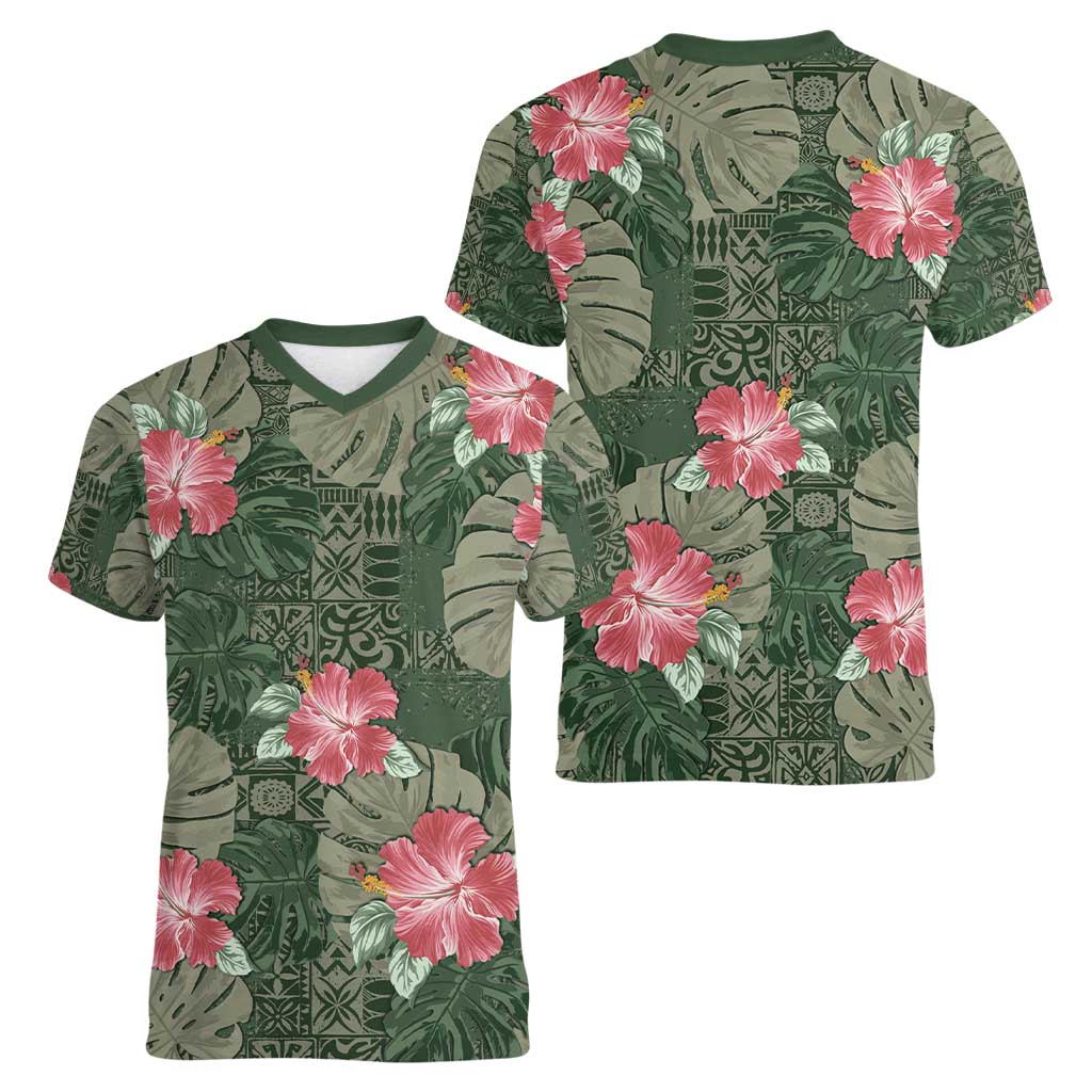 Hawaii Women V-Neck T-Shirt Green Polynesian Monstera Patterns - Polynesian Pride