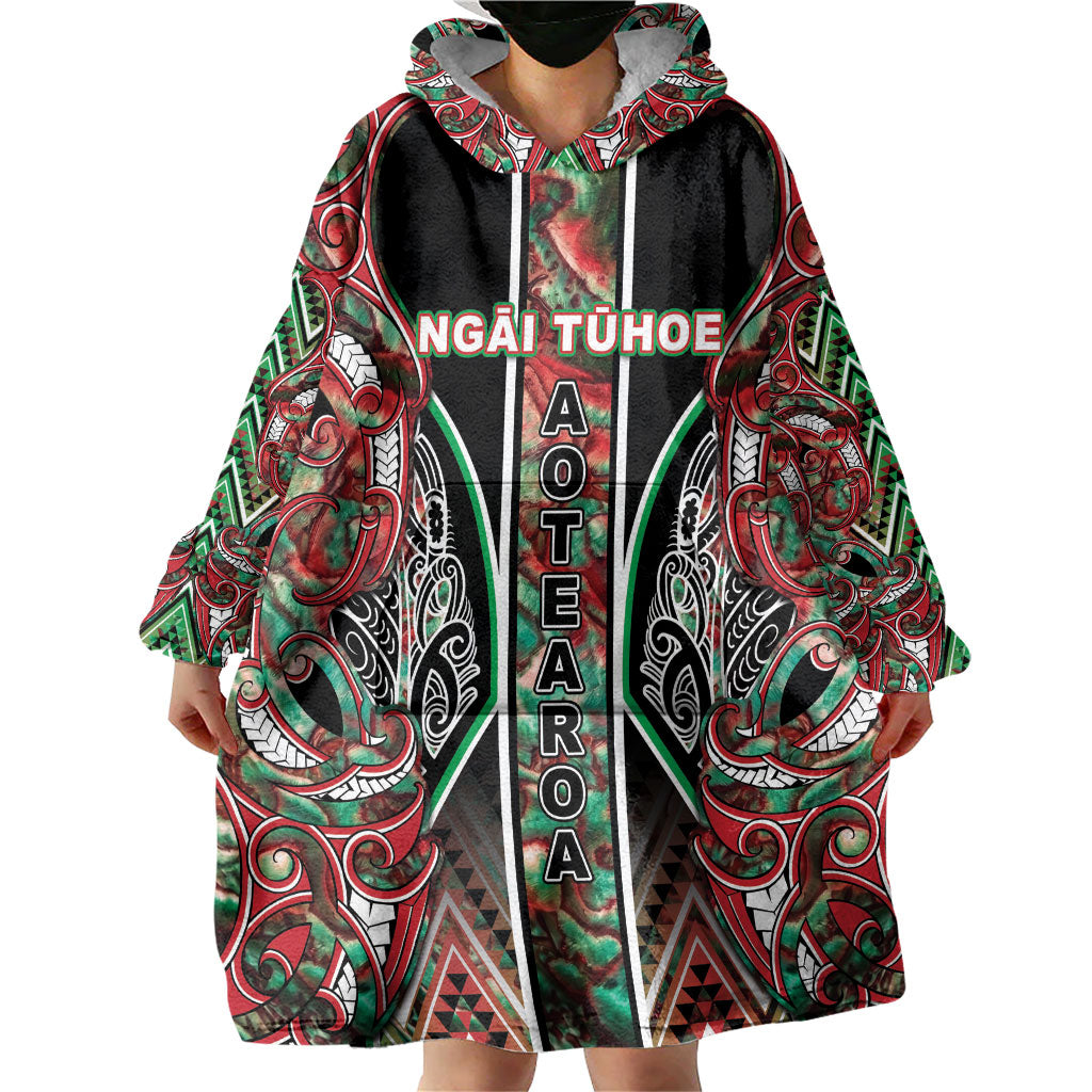 Aotearoa Ngai Tuhoe Wearable Blanket Hoodie Maori Tribal Red And Green Paua Shell Pattern DT05 - Polynesian Pride
