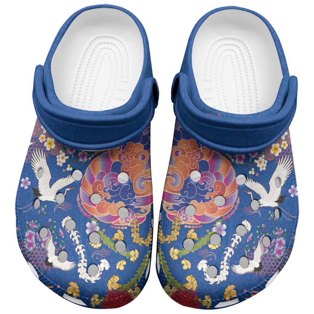 Hawaiian and Japanese Culture Together Clogs Shoes Kakau Tribal Pattern and Irezumi Art Blue Color