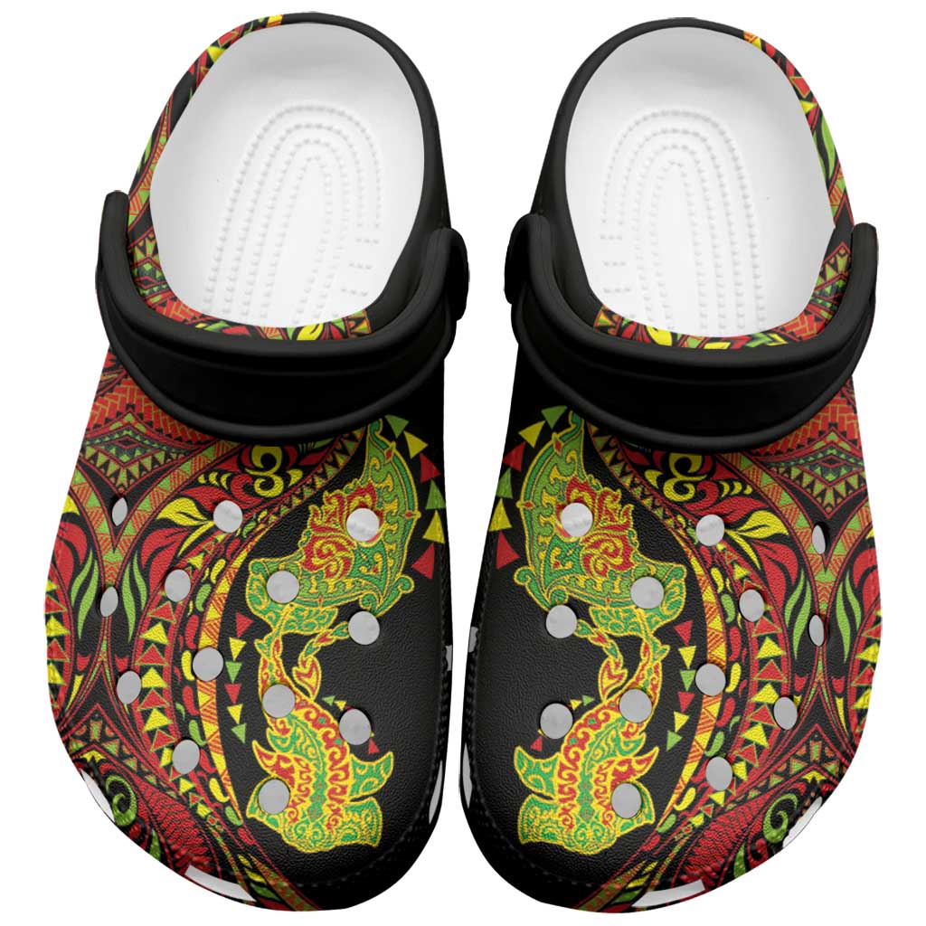 Hawaiian Manta Ray and Hammerhead Shark Tribal Tattoo Clogs Shoes with Polynesian Tribal Pattern Kanaka Maoli Flag Color LT03 Multicolor - Polynesian Pride