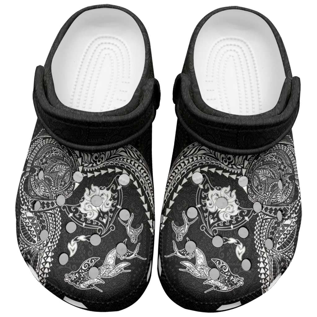 Hawaiian Manta Ray Tribal Clogs Shoes Polynesian Art Motifs Black Color LT03 Black - Polynesian Pride