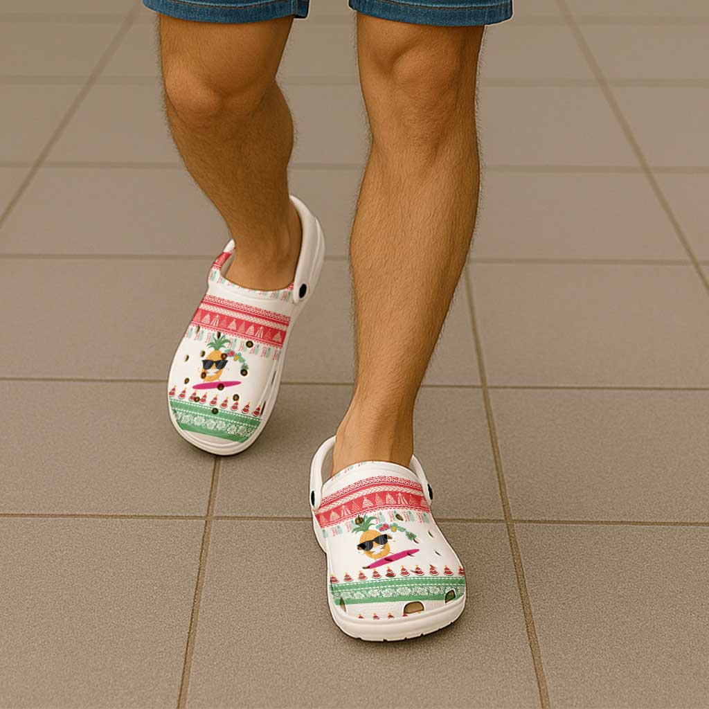 Hawaiian Mele Kalikimaka Clogs Shoes Funny Pineapple Surfing with Map Christmas Stripe Elements LT03 - Polynesian Pride