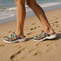 Hawaiian Santa Christmas Pattern Clogs Shoes Black Version - Polynesian Pride