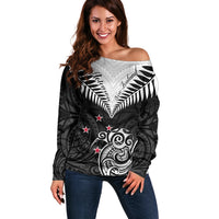 Personalised New Zealand Off Shoulder Sweater Aotearoa Maori Kiwi Black Fern LT01 Women Black - Polynesian Pride