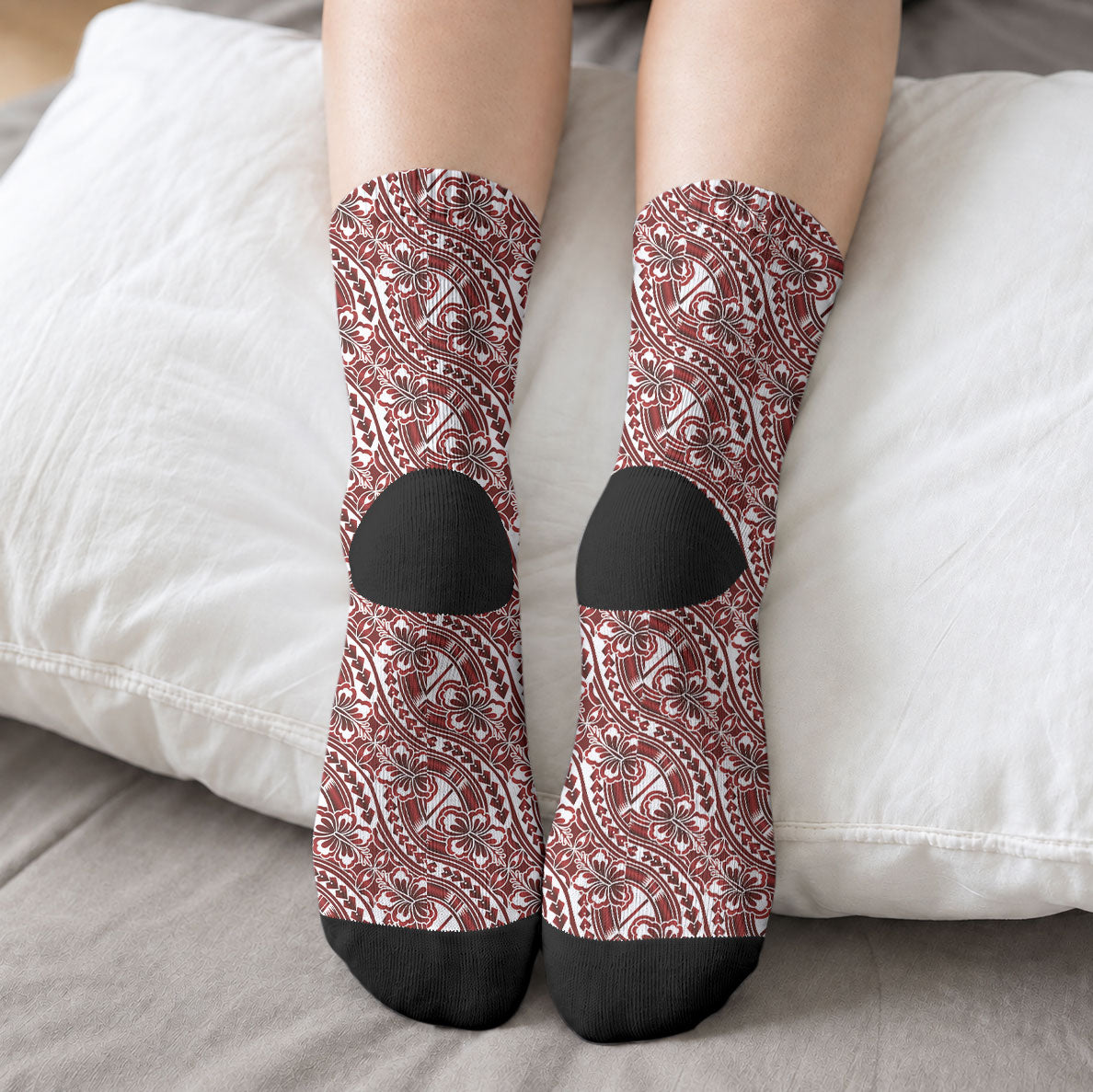 Hibiscus Bloom Island Tribal Waves Crew Socks Red Polynesian Pattern LT01 - Polynesian Pride