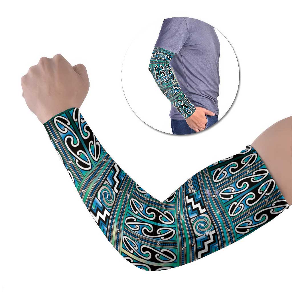 Maori Matariki Arm Sleeves Green Galaxy Aesthetic Koru Art LT01 Set of 2 Green - Polynesian Pride