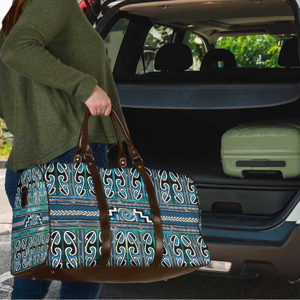 Maori Matariki Travel Bag Green Galaxy Aesthetic Koru Art LT01 - Polynesian Pride