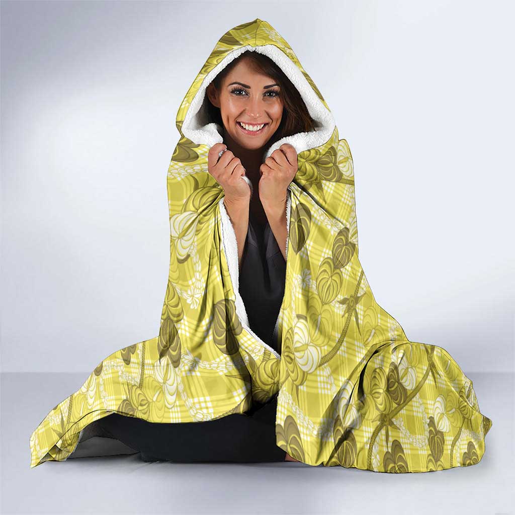 Anthurium Pikake Ti Leaf Palaka Hooded Blanket Yellow Version