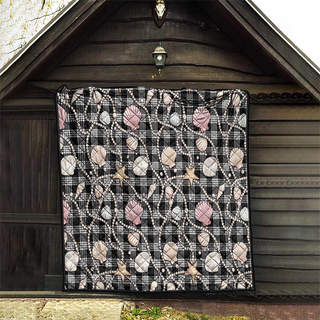 Hawaiian Ocean Seashells Quilt Black Palaka Pattern