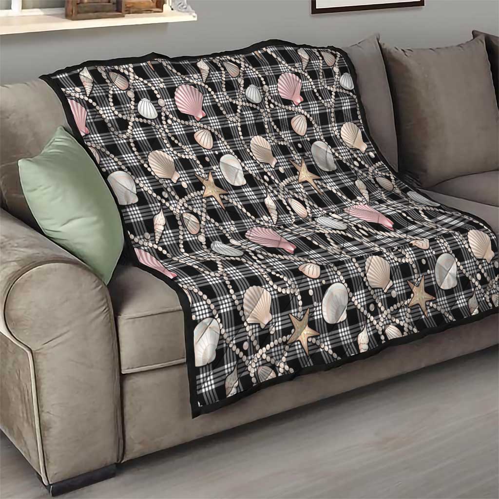 Hawaiian Ocean Seashells Quilt Black Palaka Pattern