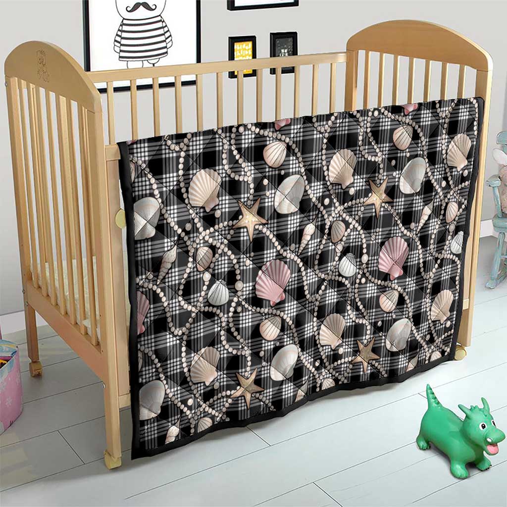 Hawaiian Ocean Seashells Quilt Black Palaka Pattern