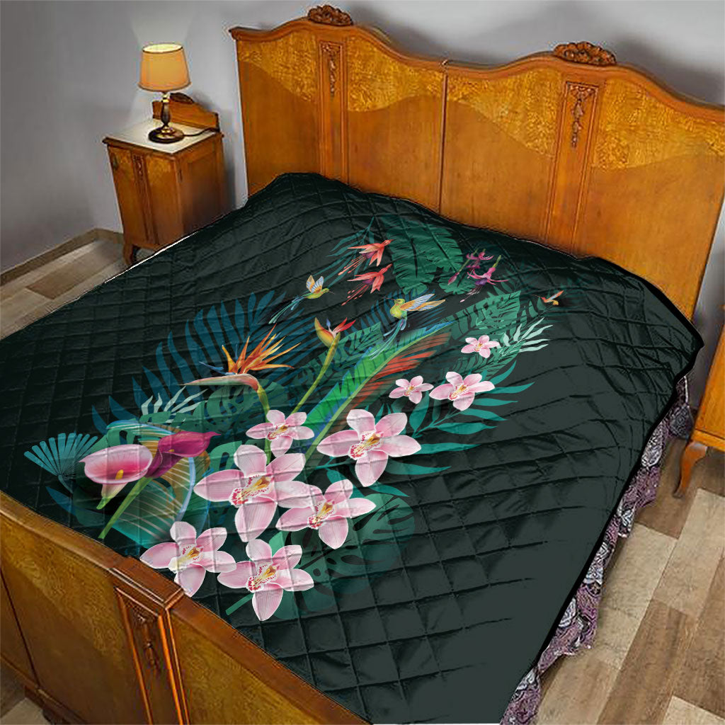 Hawaii Hummingbird Tropical Flowers Quilt Dark Green