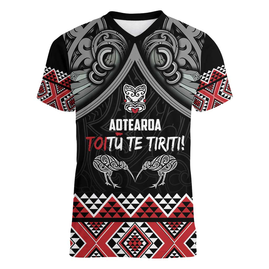 Aotearoa Toitu Te Tiriti Waitangi Women V-Neck T-Shirt Proud To Be Maori