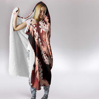 Puakenikeni Maile Lei Hooded Blanket Frangipani Red Tropical Leaves