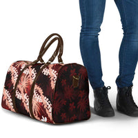 Puakenikeni Maile Lei Travel Bag Frangipani Red Tropical Leaves