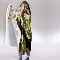 Puakenikeni Maile Lei Hooded Blanket Frangipani Yellow Tropical Leaves