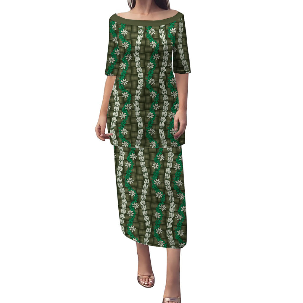 Pikake Maile Tiare Lei Family Matching Puletasi and Hawaiian Shirt Omaomao Lauhala Pattern LT01 Mom's Dress Green - Polynesian Pride