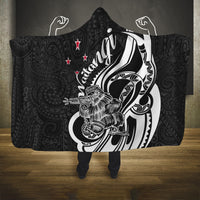 New Zealand Waitangi Day Hooded Blanket Aotearoa Te Tiriti O Waitangi Kiwi Black Version LT01 One Size Black - Polynesian Pride