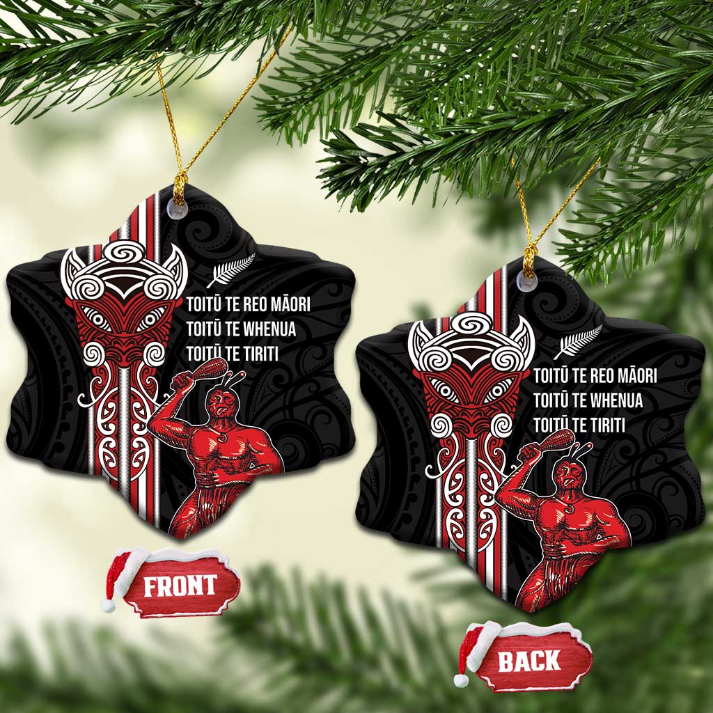 Toitu Te Reo Maori Toitu Te Whenua Toitu Te Tiriti Ceramic Ornament Maori Warrior LT01 Snow Flake Black - Polynesian Pride