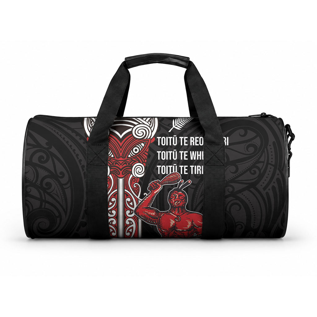 Toitu Te Reo Maori Toitu Te Whenua Toitu Te Tiriti Duffle Bag Maori Warrior New Zealand