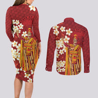 Hawaii King Kamehameha Couples Matching Long Sleeve Bodycon Dress and Long Sleeve Button Shirt Plumeria Lauhala Pattern