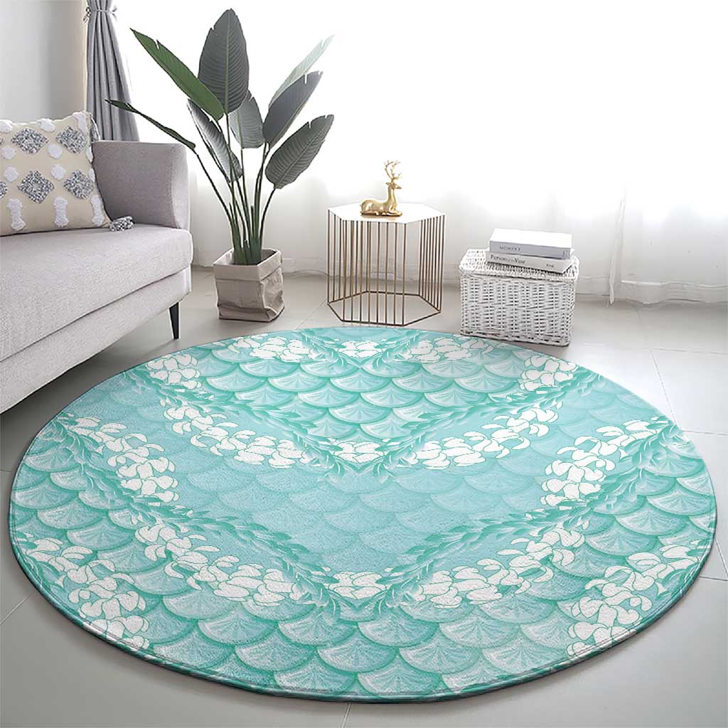 Light Turquoise Mermaid Puakenikeni Maile Lei Round Carpet