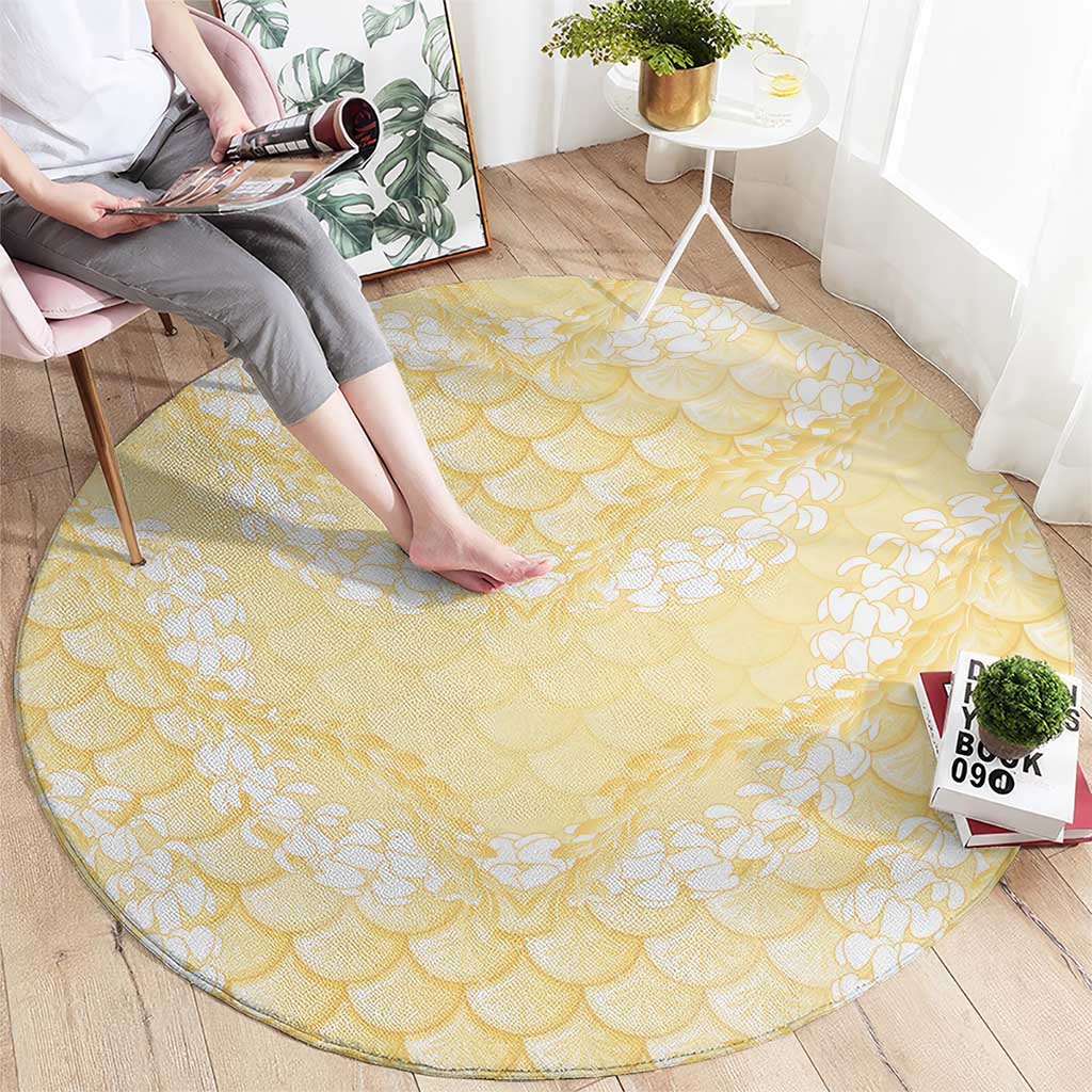 Pastel Yellow Mermaid Puakenikeni Maile Lei Round Carpet
