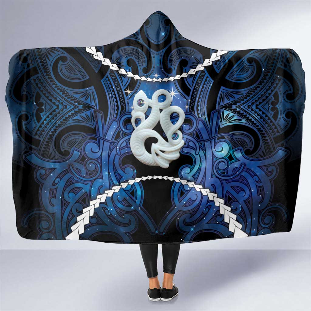 Maori Matariki Manaia Hooded Blanket Maori Kowhaiwhai Pattern Galaxy
