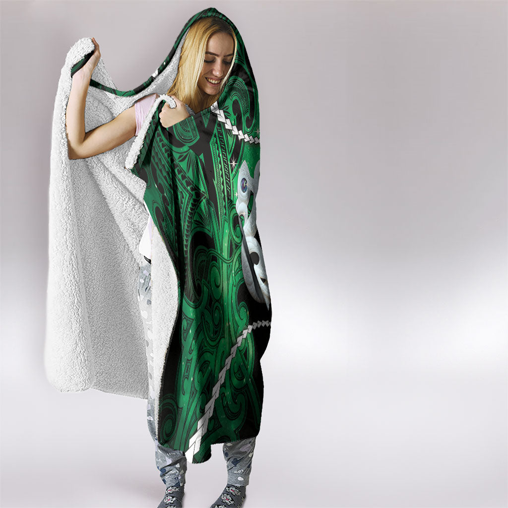 Maori Matariki Manaia Kakariki Hooded Blanket Maori Kowhaiwhai Pattern Galaxy