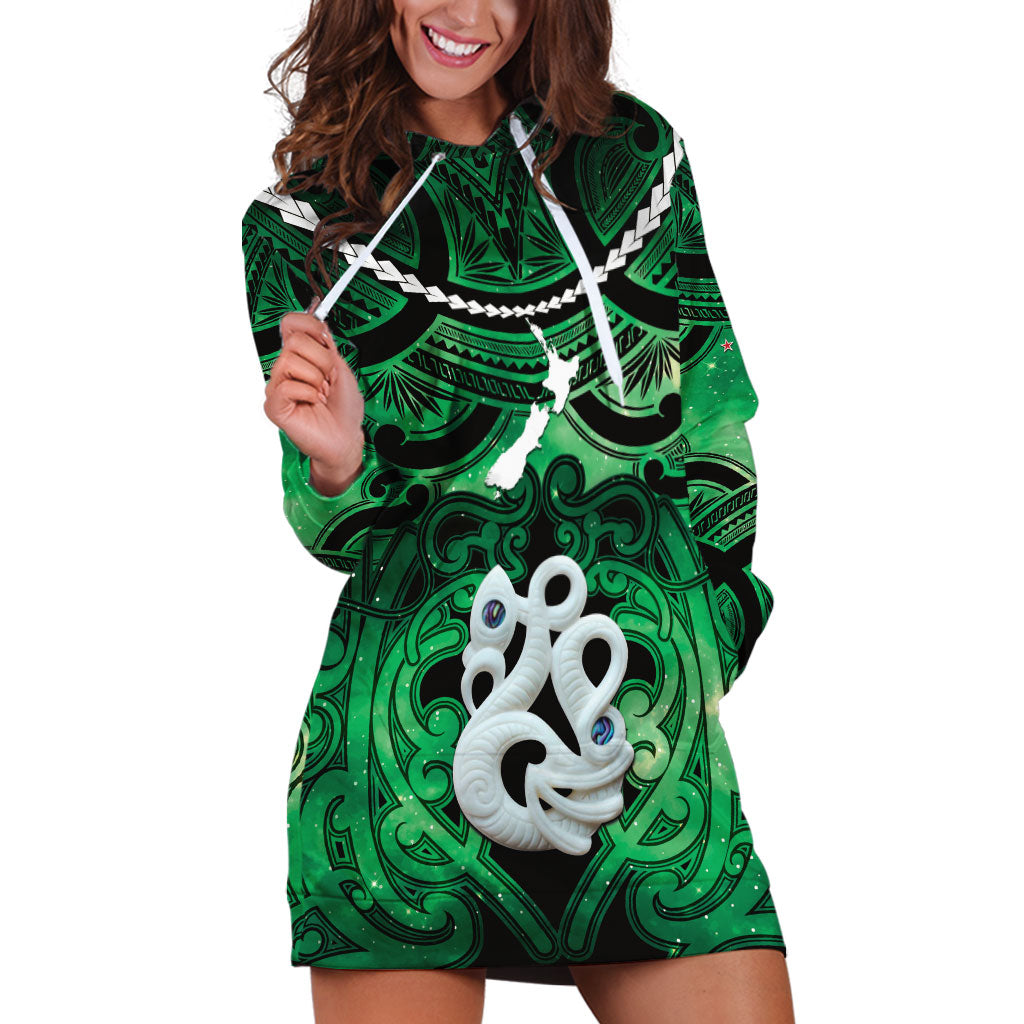 Personalised Maori Matariki Manaia Kakariki Hoodie Dress Maori Kowhaiwhai Pattern Galaxy LT01 Green - Polynesian Pride