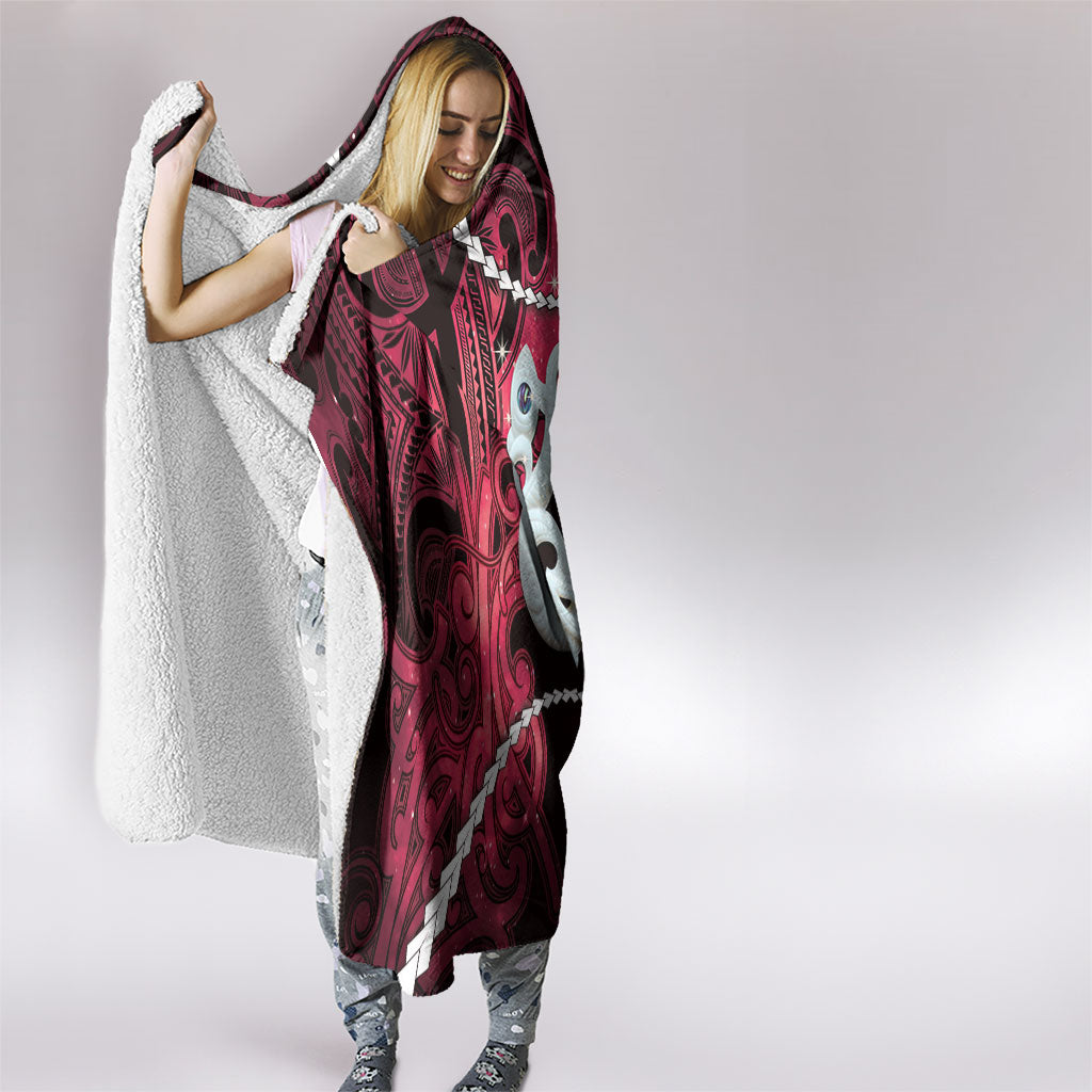 Maori Matariki Manaia Whero Hooded Blanket Maori Kowhaiwhai Pattern Galaxy