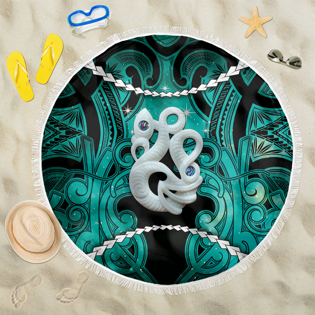 Maori Matariki Manaia Turquoise Beach Blanket Maori Kowhaiwhai Pattern Galaxy