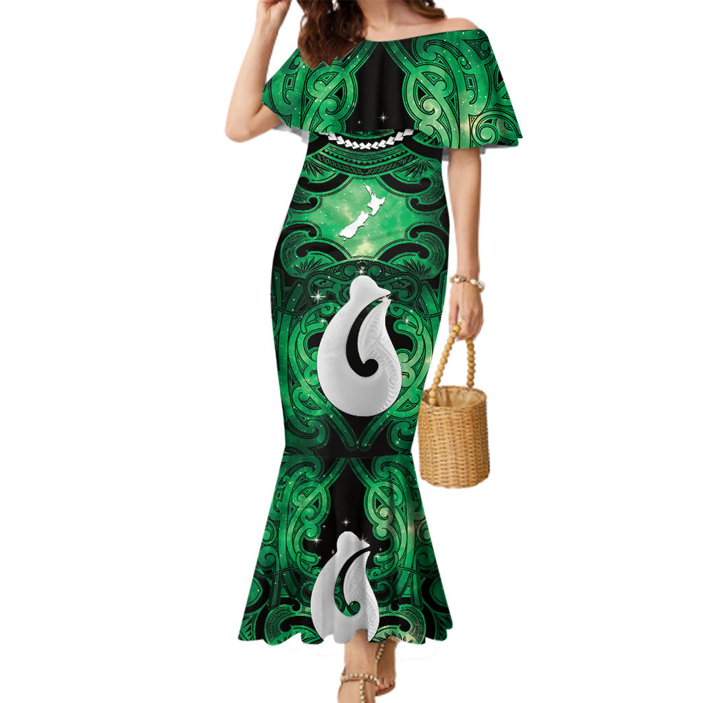 Personalised Maori Matariki Hei Matau Kakariki Family Matching Mermaid Dress and Hawaiian Shirt Maori Kowhaiwhai Pattern Galaxy LT01 Mom's Dress Green - Polynesian Pride