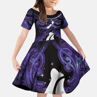 Personalised Maori Matariki Hei Matau Waiporoporo Family Matching Off The Shoulder Long Sleeve Dress and Hawaiian Shirt Maori Kowhaiwhai Pattern Galaxy LT01 Daughter's Dress Purple - Polynesian Pride