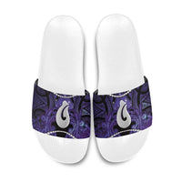 Maori Matariki Hei Matau Waiporoporo Slide Sandals Maori Kowhaiwhai Pattern Galaxy