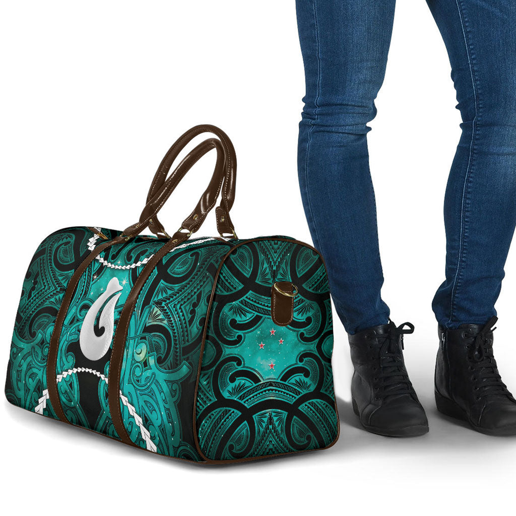 Maori Matariki Hei Matau Turquoise Travel Bag Maori Kowhaiwhai Pattern Galaxy LT01 - Polynesian Pride