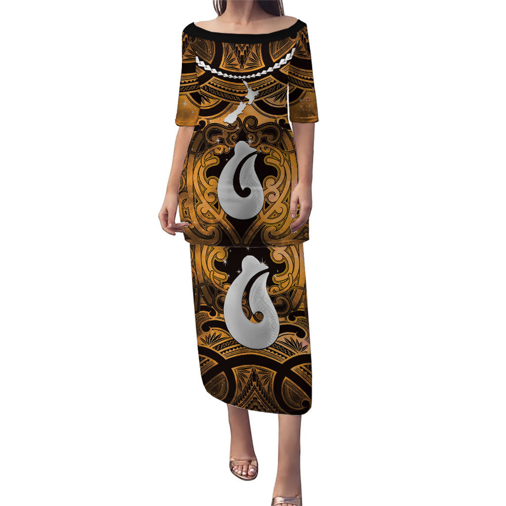Personalised Maori Matariki Hei Matau Kowhai Puletasi Maori Kowhaiwhai Pattern Galaxy
