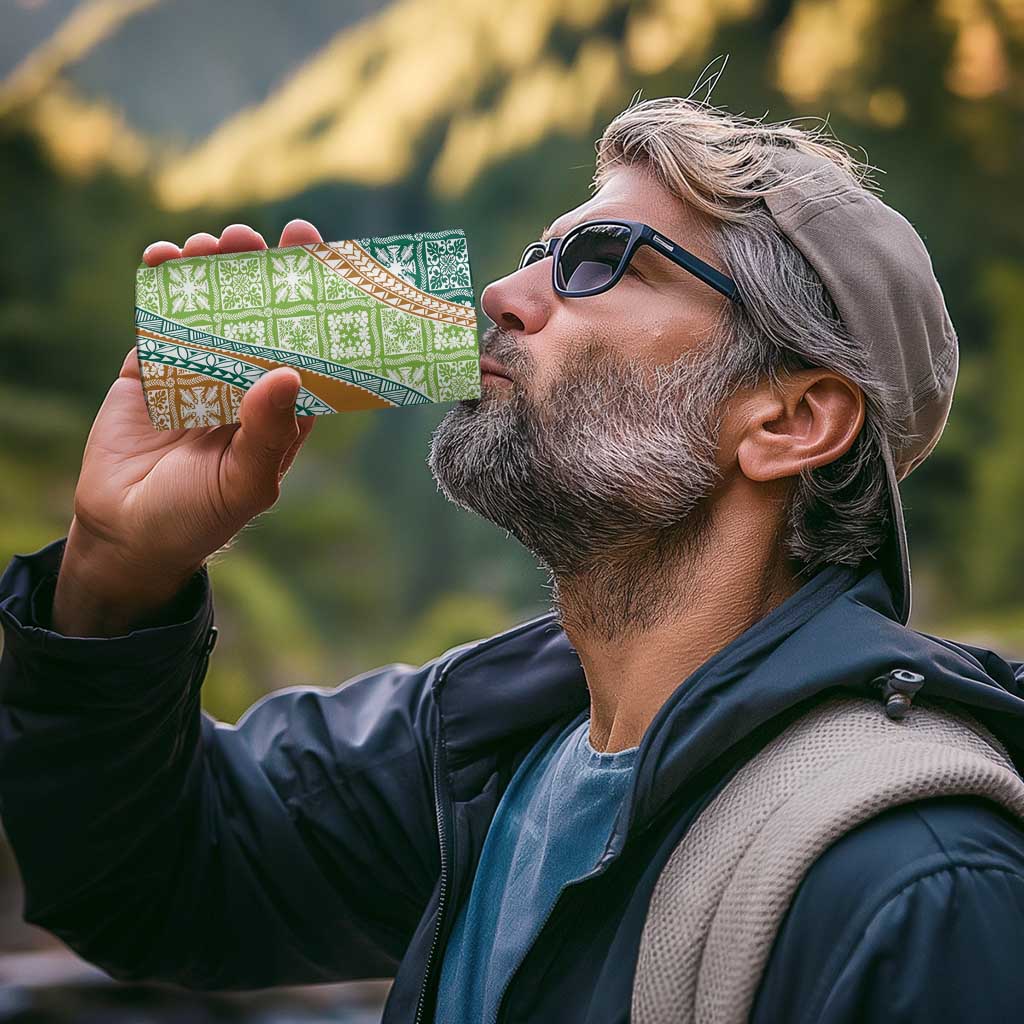 Hawaiian Quilt Pattern 4 in 1 Can Cooler Tumbler Green Chestnut Color Mixed - Polynesian Pride