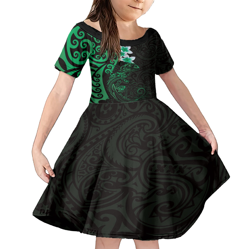 New Zealand Tuatara Plumeria Family Matching Off Shoulder Short Dress and Hawaiian Shirt Maori Green Koru Tribal Tattoo LT01 Daughter's Dress Green - Polynesian Pride