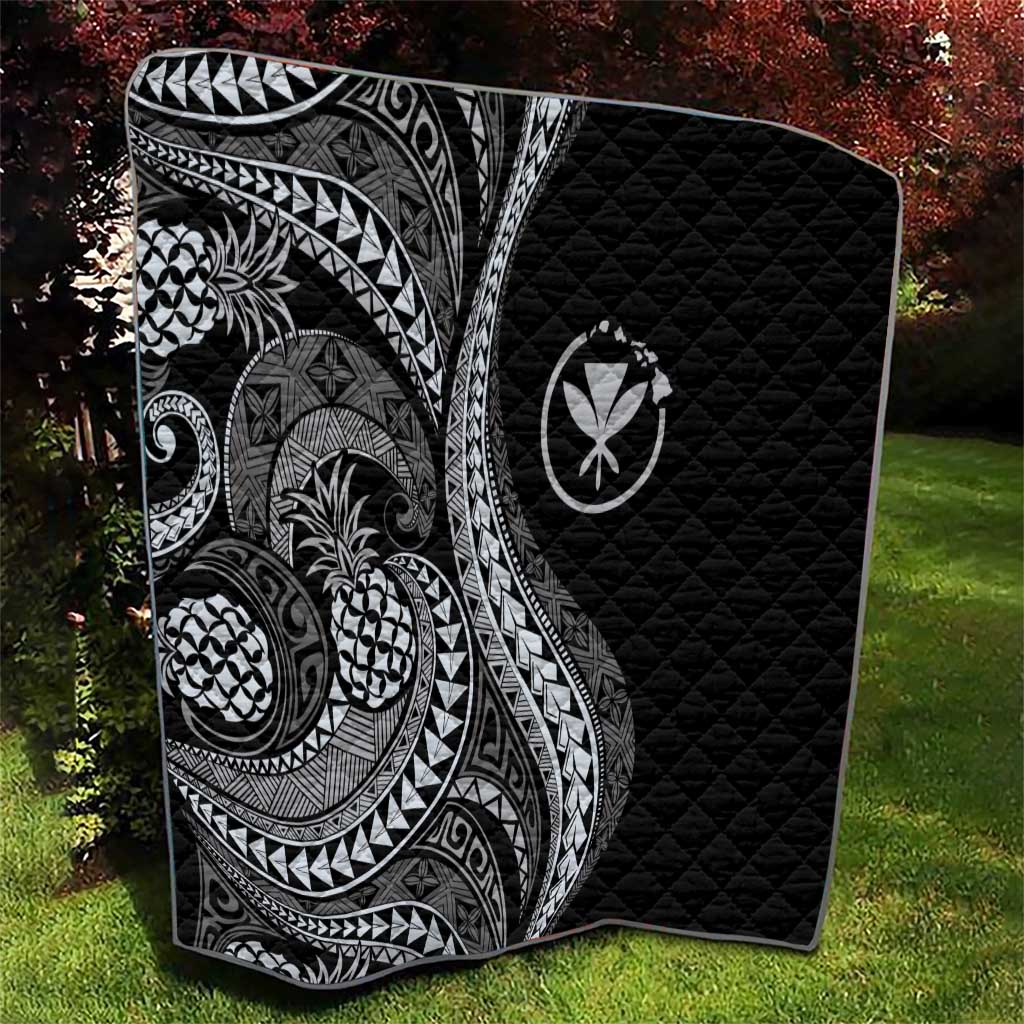 Hawaii Pineapple Gray Scale Tribal Pattern Quilt - Polynesian Pride