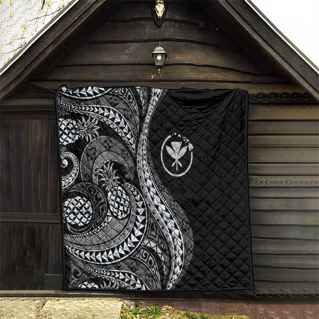 Hawaii Pineapple Gray Scale Tribal Pattern Quilt - Polynesian Pride