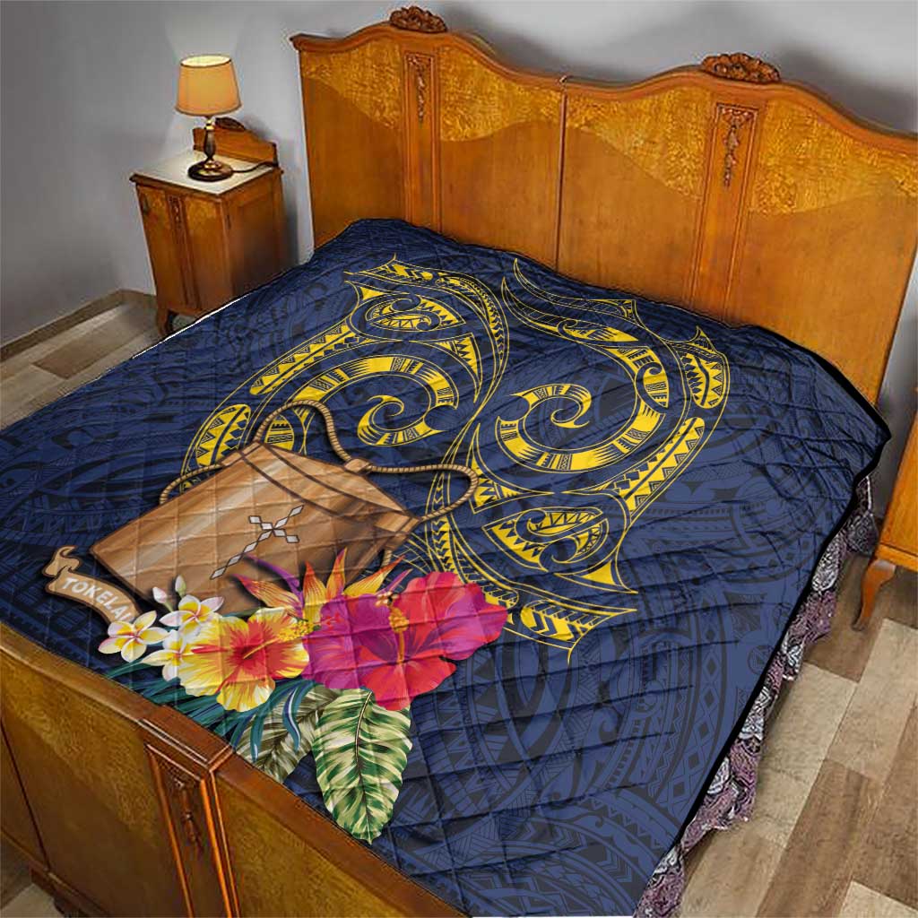 Tokelau Tokehega Day Quilt Coat of Arms with Polynesian Tattoo and Hibiscus