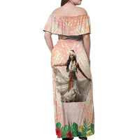 Woman Polynesian Tattoos Off Shoulder Maxi Dress Tropical Flower - Peach Fuzz Color